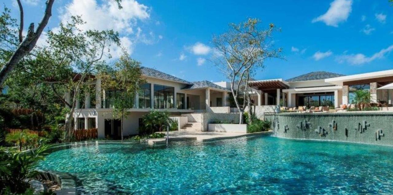 Fairmont Heritage Place Mayakoba El Marlyn Azul Bagian luar foto